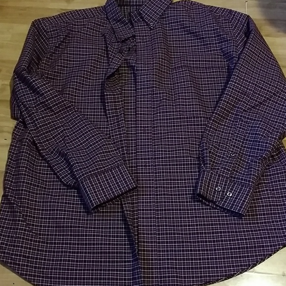 Mens button down - Picture 1 of 2